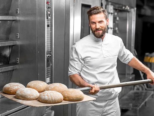 فرصة عمل بمخبزة كبائع مخبوزات في اسبانيا براتب يصل الى 1500 يورو