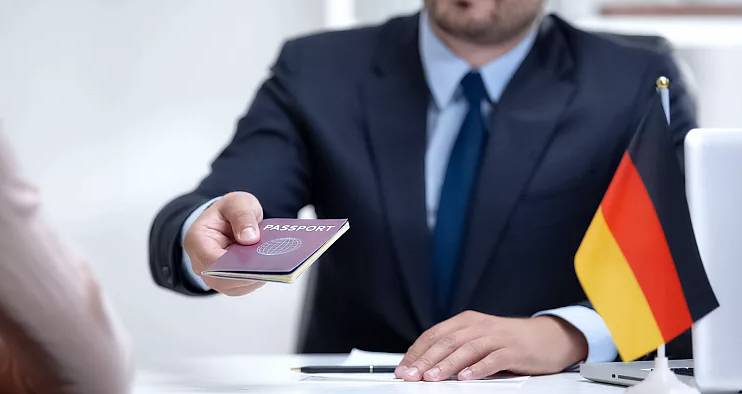 فرصة عمل في ألمانيا لمدة سنة براتب يصل الى 3500 يورو شهريا 1 فرصة عمل في ألمانيا لمدة سنة براتب يصل الى 3500 يورو شهريا