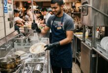 مطعم في كندا يفتح باب التوظيف لعامل غسل أطباق 2026